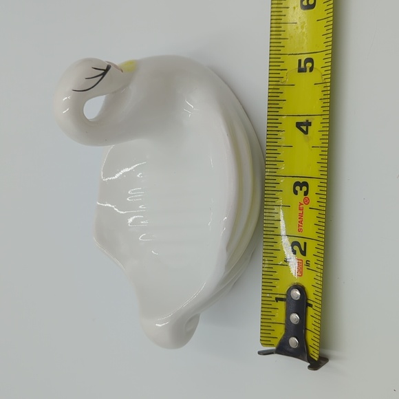 Vintage Swan Soap Dish 5 Inch White Shiny Ceramic Trinket Dish Decorative - Picture 10 of 11